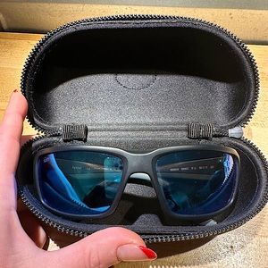 Like New Costa Fantail Black Sunglasses